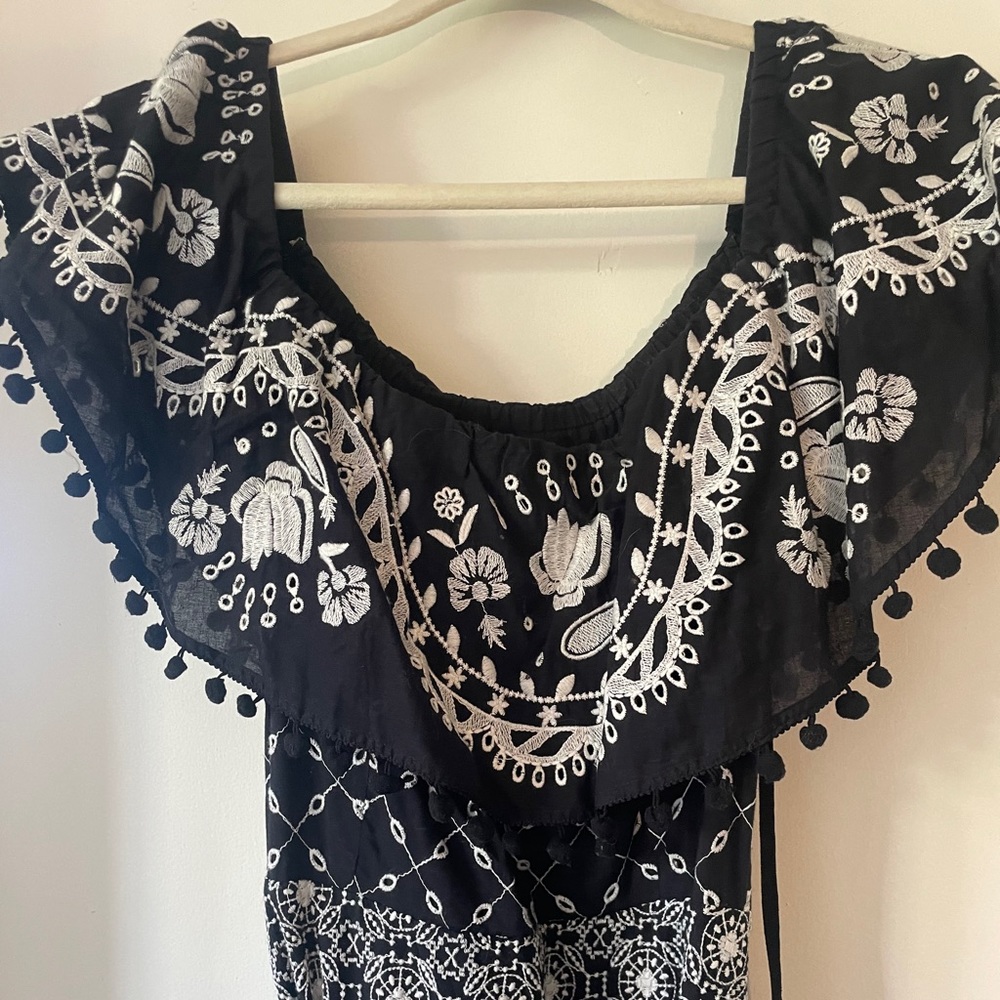 Anthropologie Black and White Marisol Off The Shoulder Embroidered Belted Dress - Picture 7 of 9